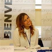 Insegnante con esperienza decennale offre ripetizioni di greco, latino e materie umanistiche